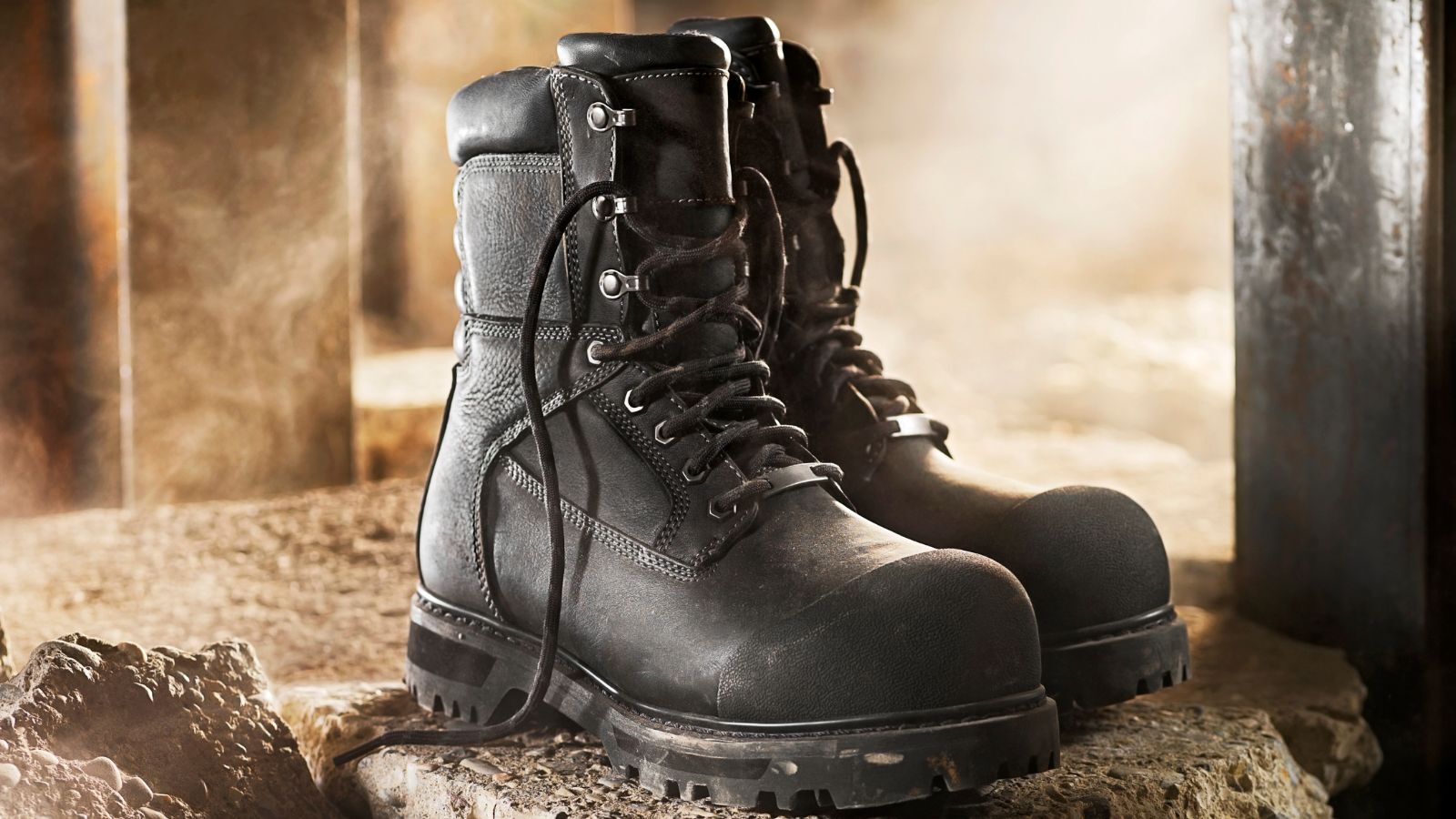 12 Best Work Boot Brands for Construction Workers in 2023