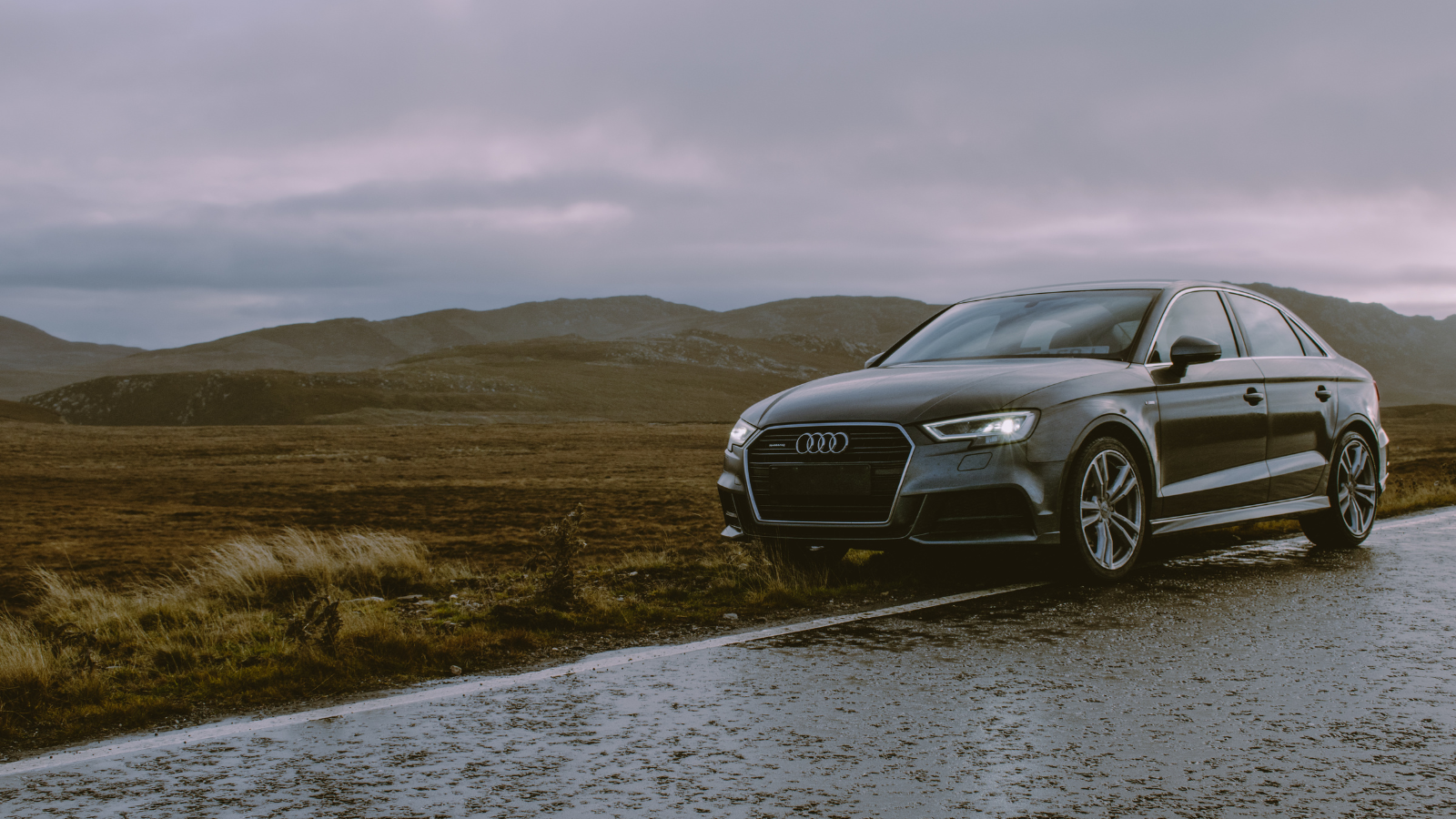 Tips for Setting a Budget and Bidding Strategically on a Salvage Audi RS3