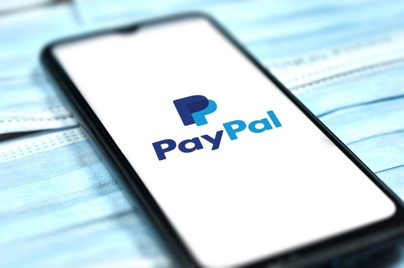 Pay with PayPal at a Walmart Store