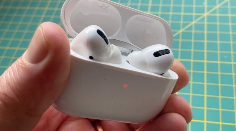 Reset and Reconnect the Airpods