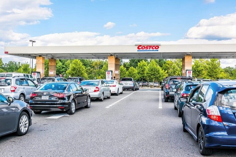 The least crowded hours at Costco gas station