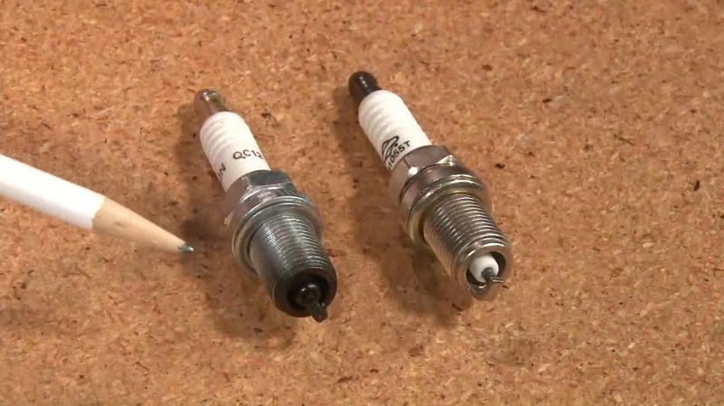Dirt or damage on the spark plug